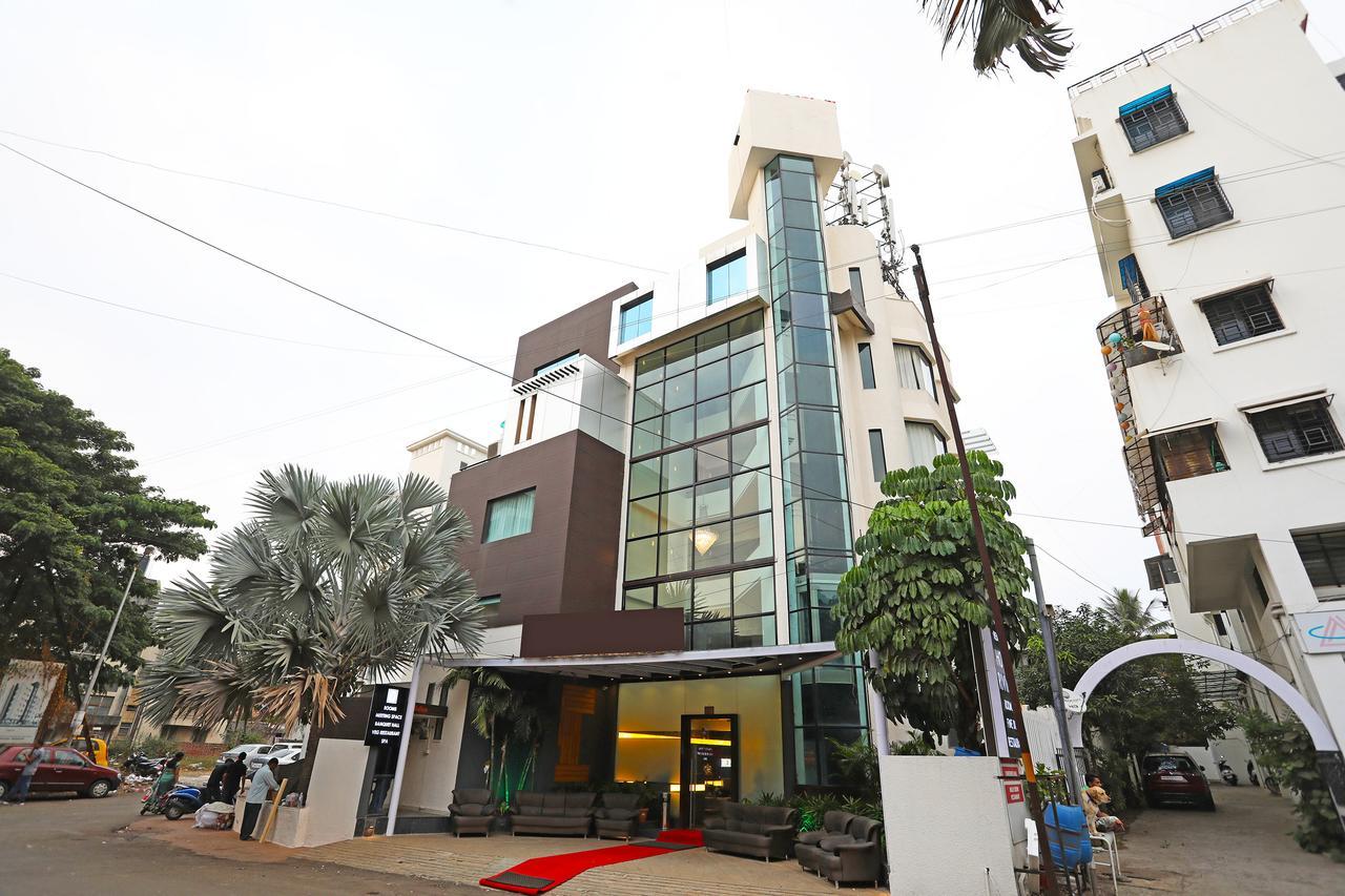Oyo 10672 Hotel Riviera Nászik Kültér fotó